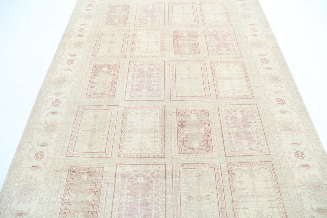 Serenity 6’ 4″ x 9’ 3″ - No. AV43167 - ALRUG Rug Store