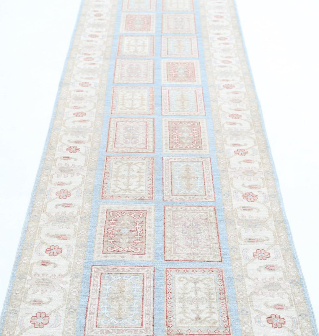Serenity 2’ 8″ x 10’ 2″ - No. AV48083 - ALRUG Rug Store