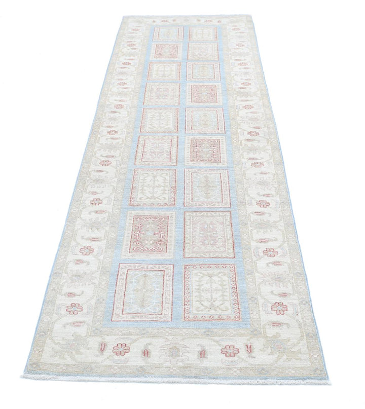 Serenity 2’ 9″ x 10’ 0″ - No. AV46821 - ALRUG Rug Store