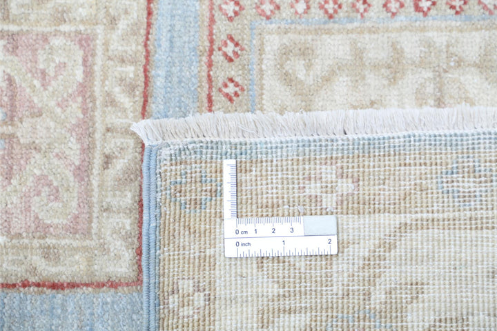 Serenity 2’ 9″ x 10’ 0″ - No. AV46821 - ALRUG Rug Store