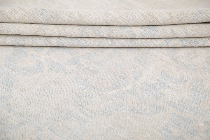 Serenity 17’ 10” x 25’ 1″ - No. AV99072 - ALRUG Rug Store