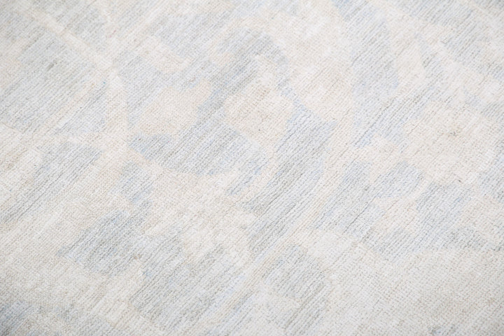 Serenity 17’ 10” x 25’ 1″ - No. AV99072 - ALRUG Rug Store