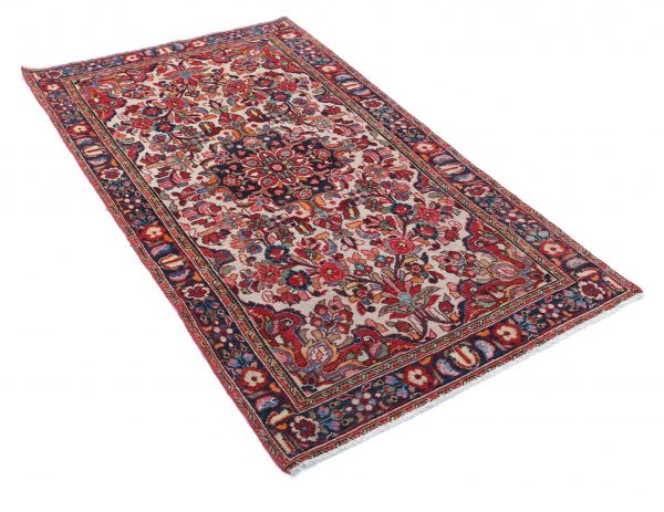 Hamadan 3’ 3″ x 5’ 6″ - No. AV33666
