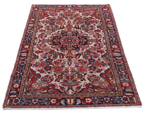 Hamadan 3’ 3″ x 5’ 6″ - No. AV33666