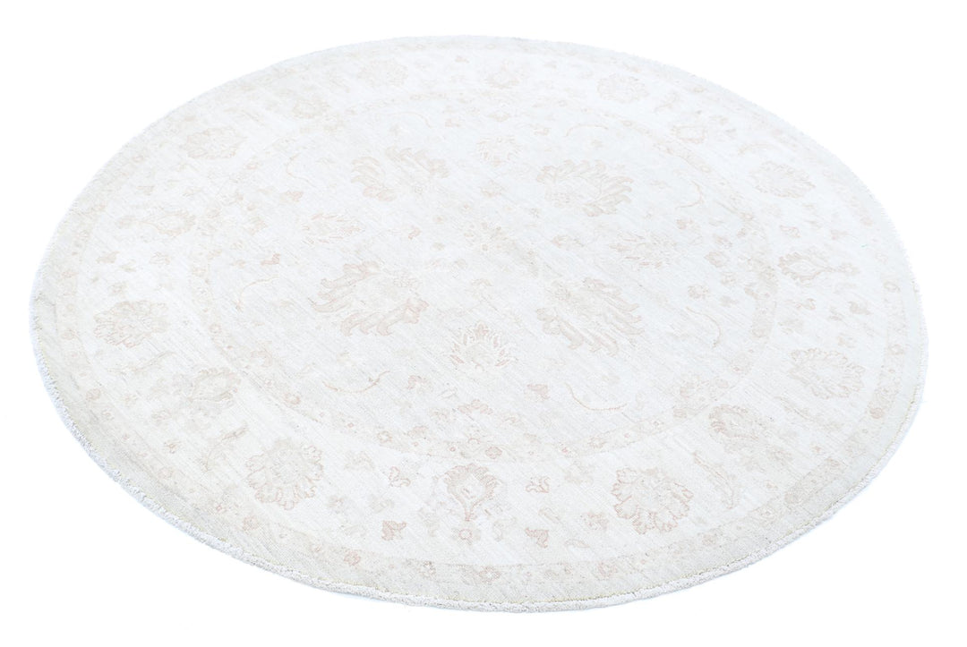 Serenity 5’ 9″ x 5’ 7″ - No. AV78291 - ALRUG Rug Store