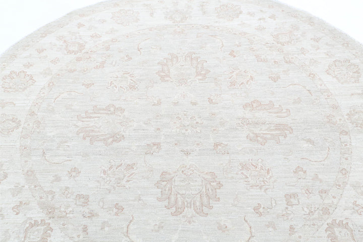 Serenity 5’ 9″ x 5’ 7″ - No. AV78291 - ALRUG Rug Store