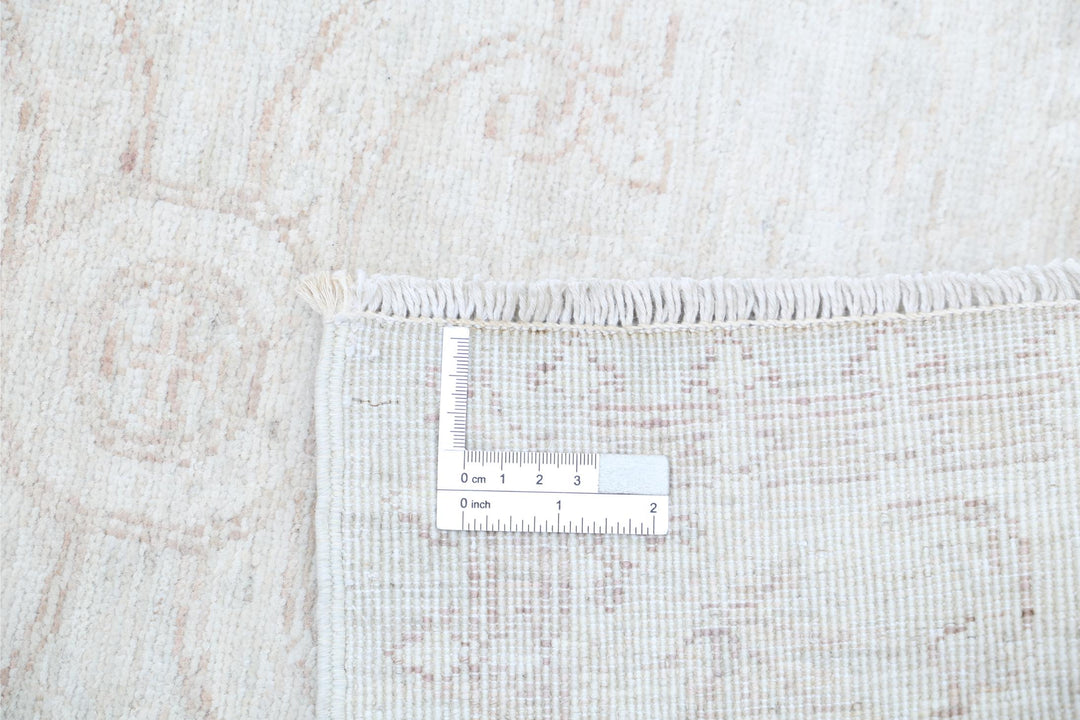 Serenity 2’ 4″ x 10’ 0″ - No. AV43790 - ALRUG Rug Store