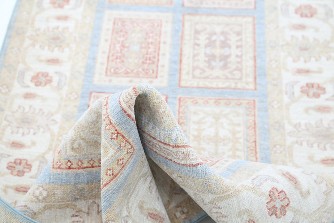 Serenity 2’ 8″ x 9’ 10” - No. AV44769 - ALRUG Rug Store