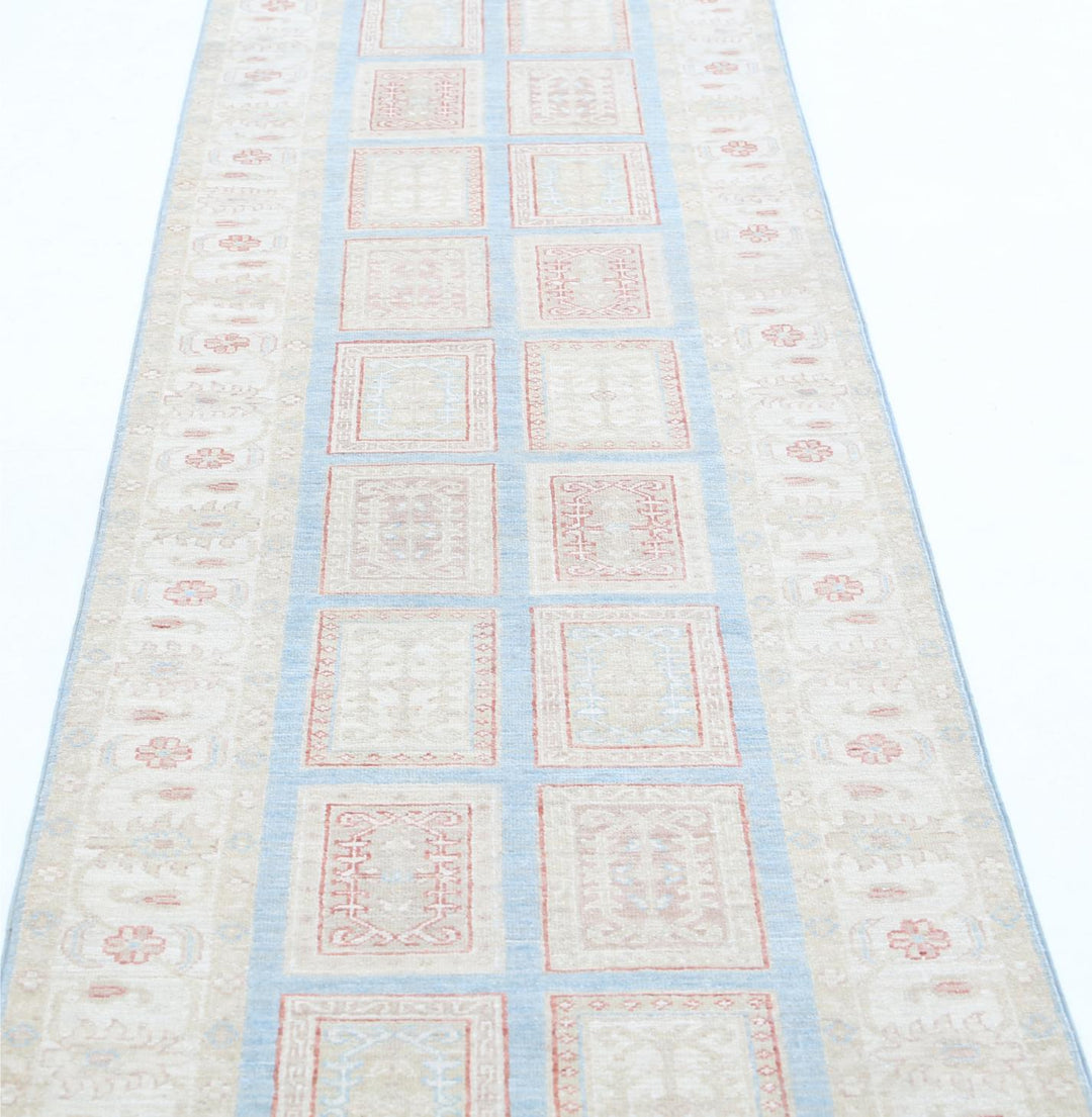 Serenity 2’ 8″ x 9’ 6″ - No. AV86256 - ALRUG Rug Store