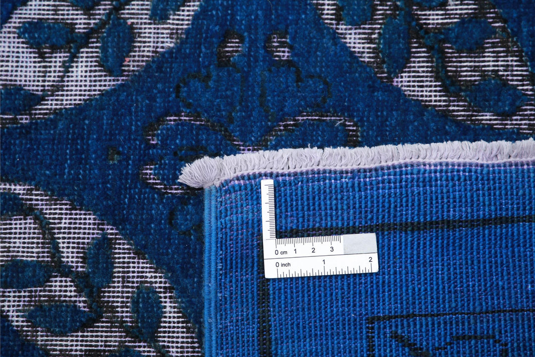 Onyx 3’ 9″ x 16’ 7″ - No. AV70163 - ALRUG Rug Store