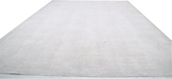 Ivory Pakistani Serenity Rug 14' 7" x 18' 11" Hand-Knotted view 16