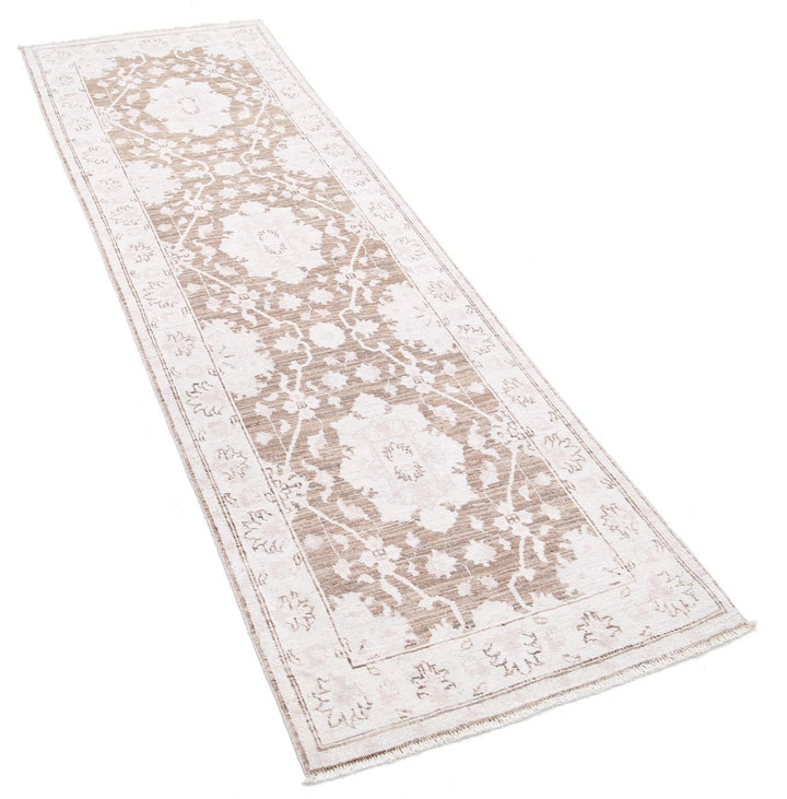 Serenity 2’ 4″ x 7’ 10” - No. AV97530 - ALRUG Rug Store