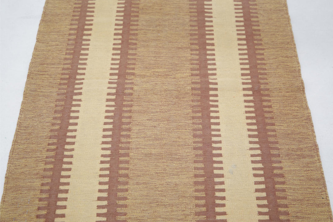 Kilim 2’ 7″ x 4’ 1″ - No. AV31617 - ALRUG Rug Store