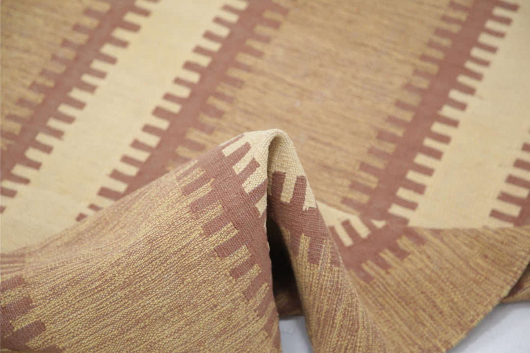 Kilim 2’ 7″ x 4’ 1″ - No. AV31617 - ALRUG Rug Store