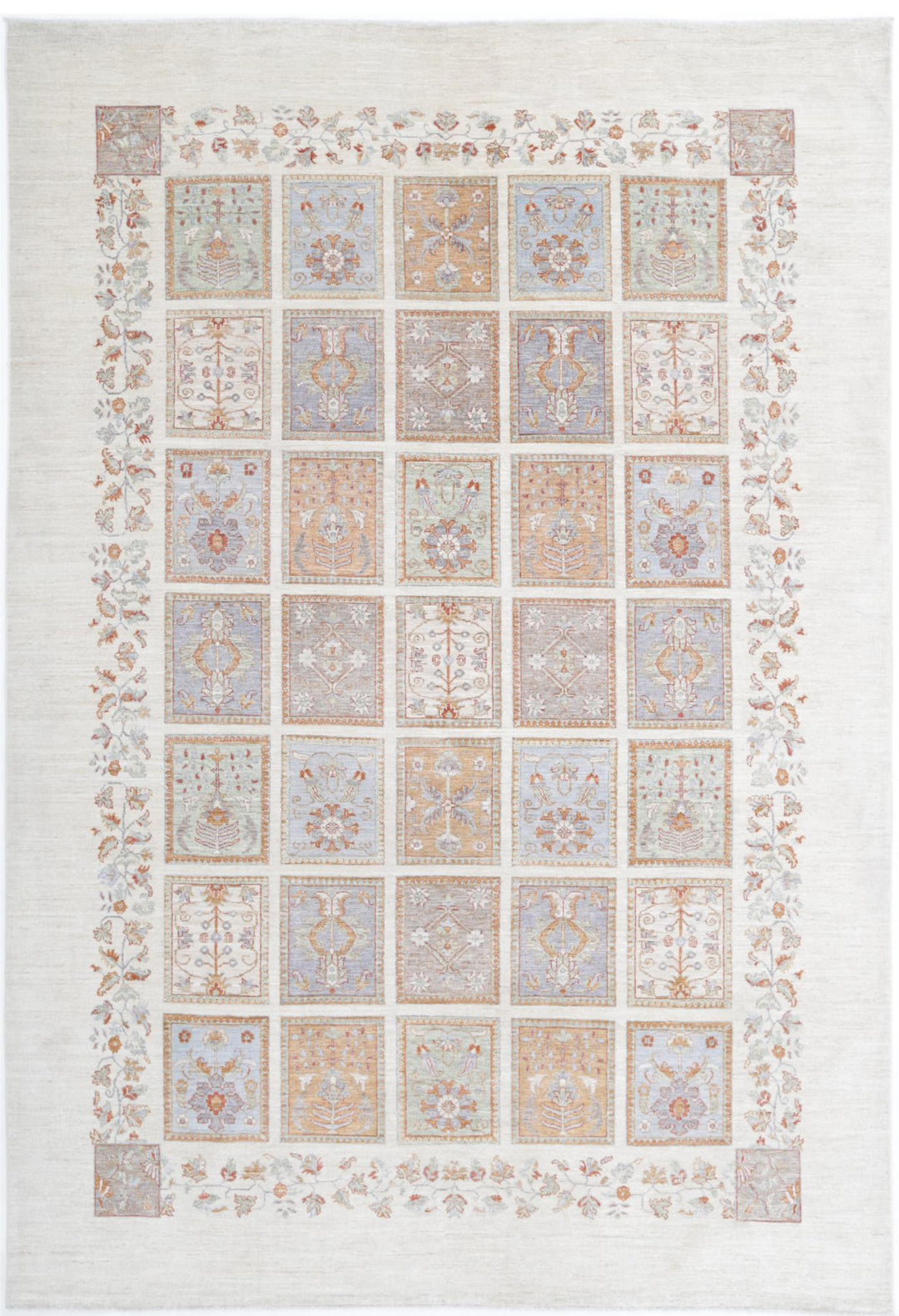 Serenity 8’ 1″ x 11’ 10” - No. AV15774 - ALRUG Rug Store