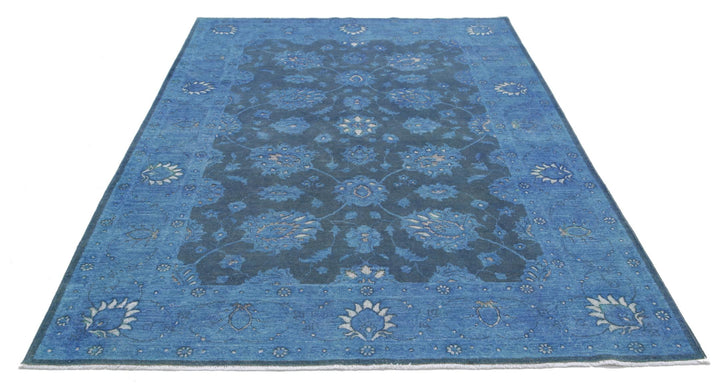 Onyx 6’ 1″ x 8’ 7″ - No. AV69616 - ALRUG Rug Store