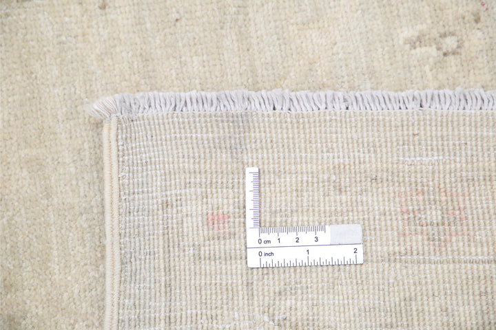 Serenity 9’ 9″ x 13’ 5″ - No. AV22477 - ALRUG Rug Store