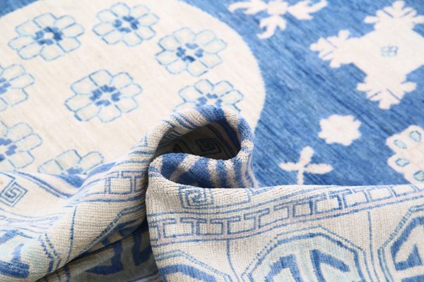 Khotan 9’ 8″ x 13’ 10” - No. AV16629