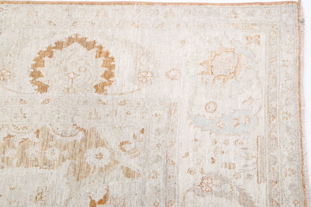 Ariana 8’ 8″ x 12’ 9″ - No. AV37099 - ALRUG Rug Store