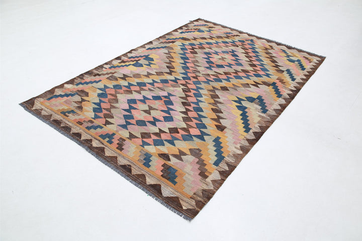 Kilim 5’ 5″ x 7’ 11” - No. AV65195 - ALRUG Rug Store