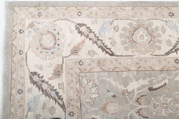 Grey Pakistani Tabriz Rug 10' 3" x 13' 10" Hand-Knotted border