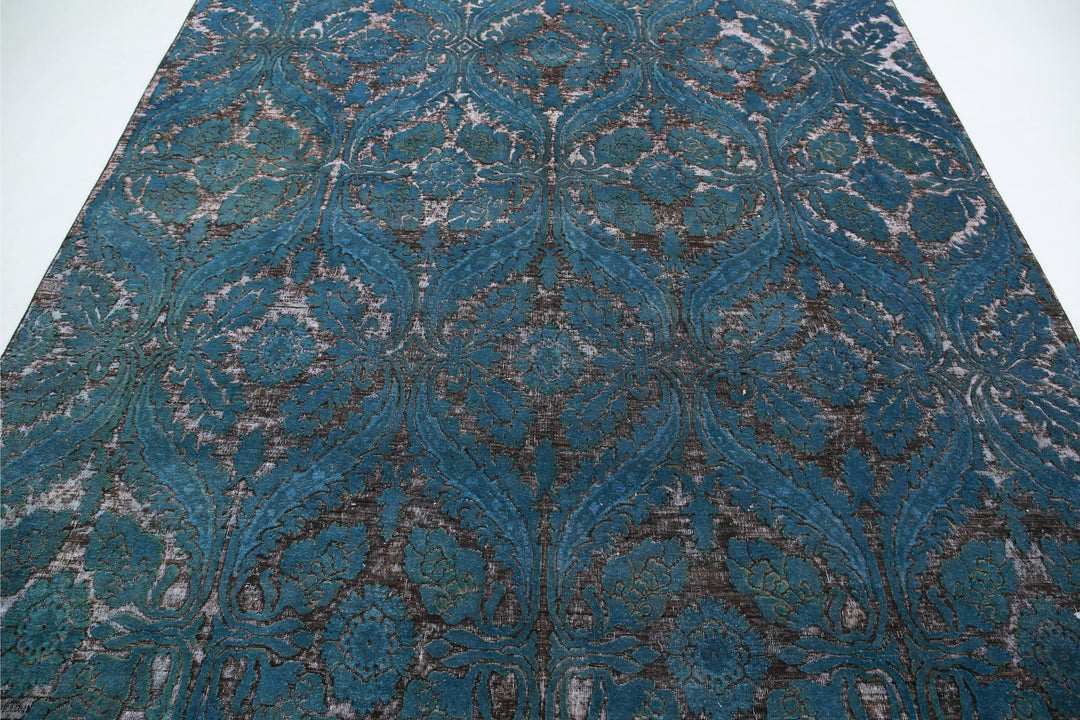 Onyx 7’ 11” x 9’ 11” - No. AV69606 - ALRUG Rug Store