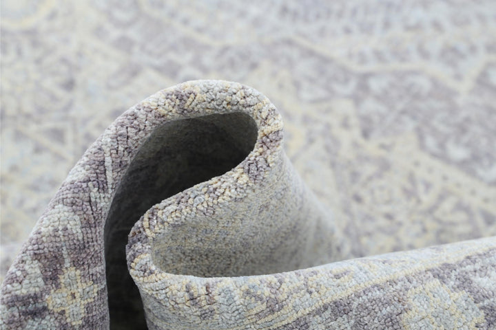 Mamluk 8’ 0″ x 9’ 6″ - No. AV25096 - ALRUG Rug Store