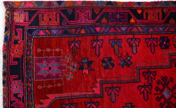 Hamadan 4’ 10” x 8’ 9″ - No. AV88553