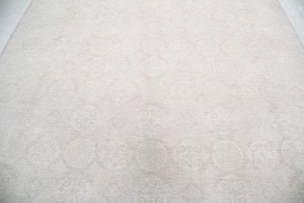 Serenity 8’ 1″ x 9’ 8″ - No. AV90142