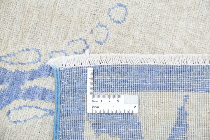 Artemix 8’ 10” x 11’ 5″ - No. AV51807 - ALRUG Rug Store