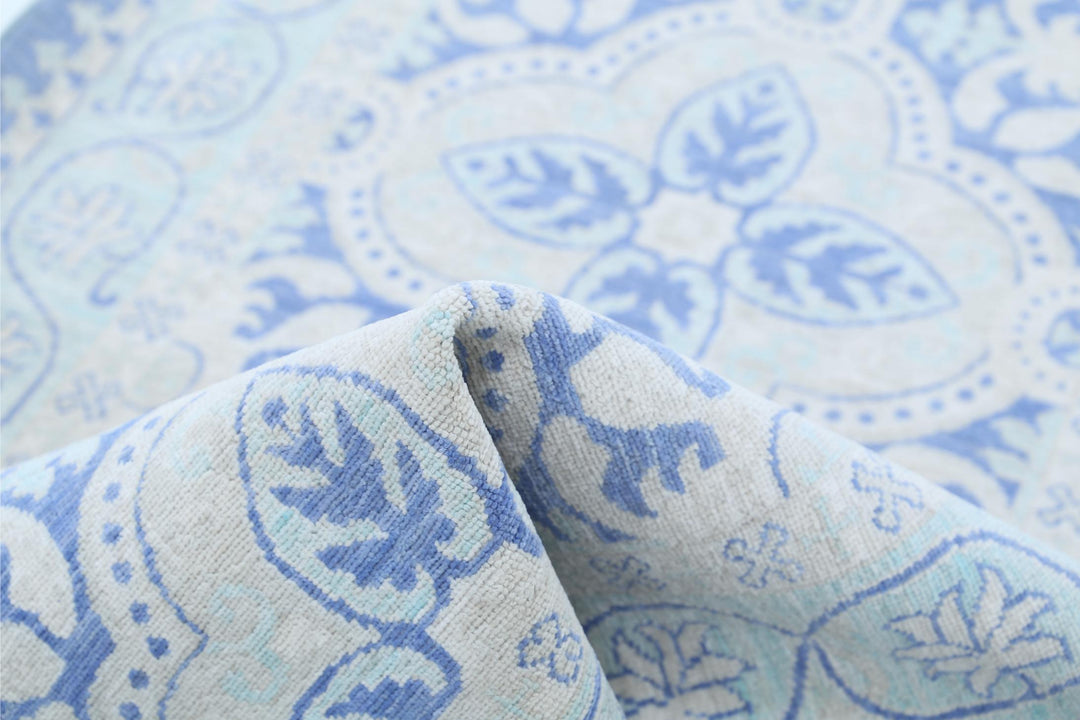 Serenity 3’ 0″ x 9’ 11” - No. AV44503 - ALRUG Rug Store