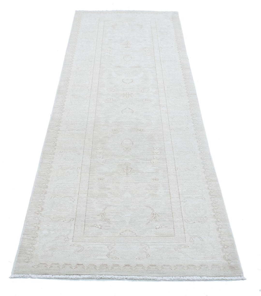 Serenity 2’ 6″ x 8’ 10” - No. AV30502 - ALRUG Rug Store