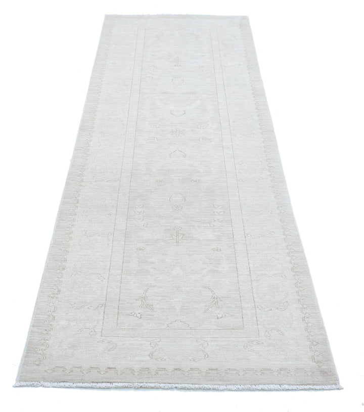 Serenity 2’ 6″ x 8’ 10” - No. AV30502 - ALRUG Rug Store