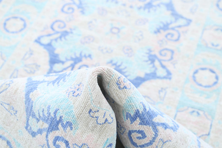 Serenity 2’ 7″ x 9’ 6″ - No. AV45900 - ALRUG Rug Store