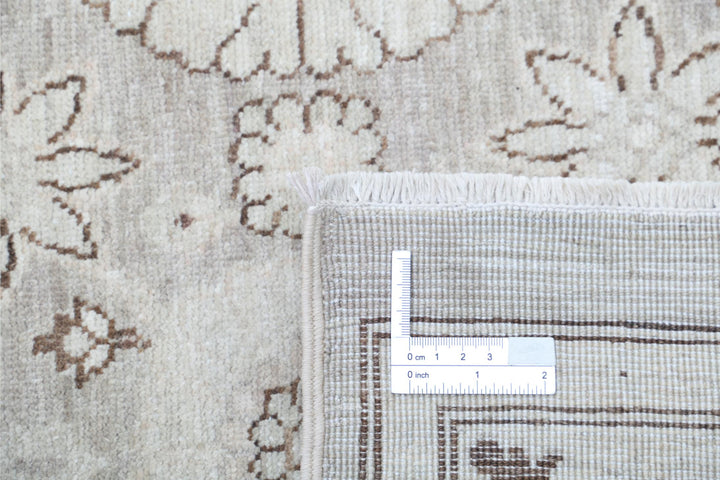 Serenity 2’ 8″ x 11’ 2″ - No. AV47536 - ALRUG Rug Store