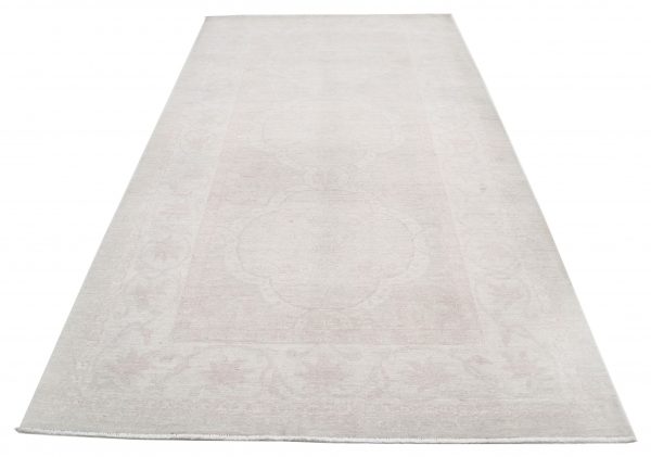 Serenity 5’ 3″ x 9’ 9″ - No. AV91990