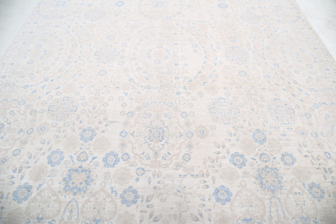 Artemix 8’ 8″ x 12’ 8″ - No. AV34081 - ALRUG Rug Store