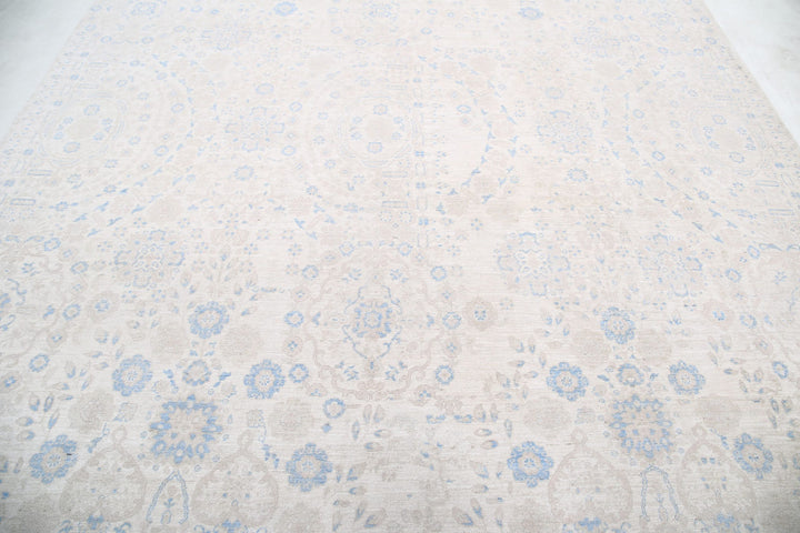 Artemix 8’ 8″ x 12’ 8″ - No. AV34081 - ALRUG Rug Store