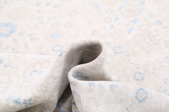 Artemix 8’ 8″ x 12’ 8″ - No. AV34081 - ALRUG Rug Store