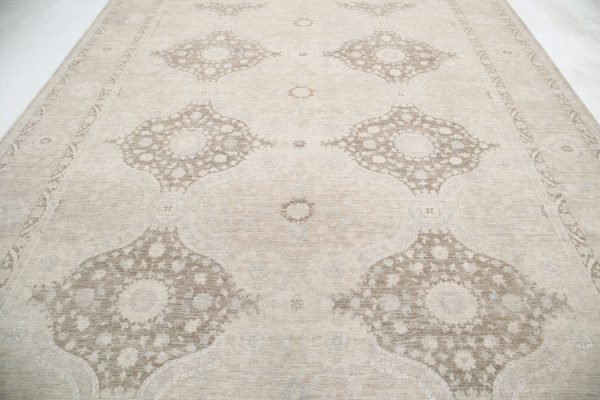 Serenity 9’ 8″ x 12’ 9″ - No. AV82523