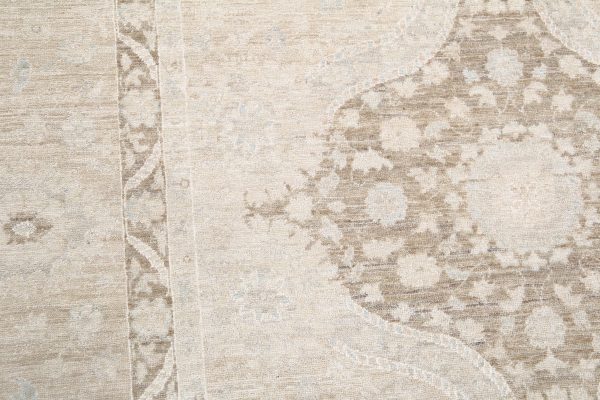 Serenity 9’ 8″ x 12’ 9″ - No. AV82523