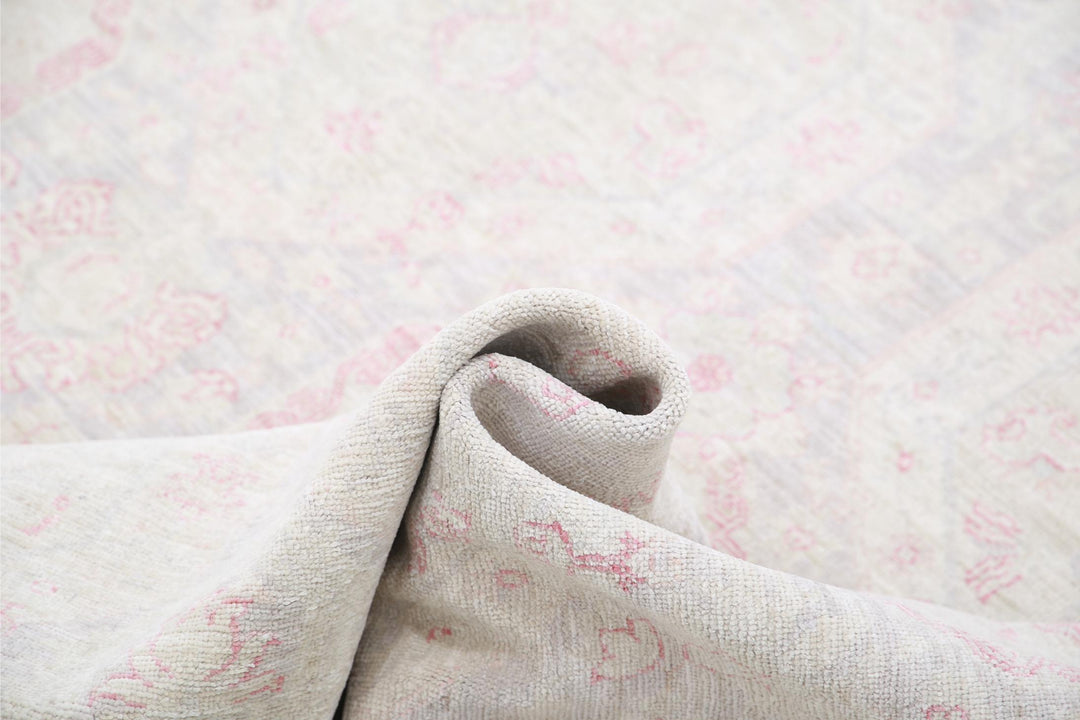 Artemix 8’ 0″ x 10’ 0″ - No. AV89420 - ALRUG Rug Store