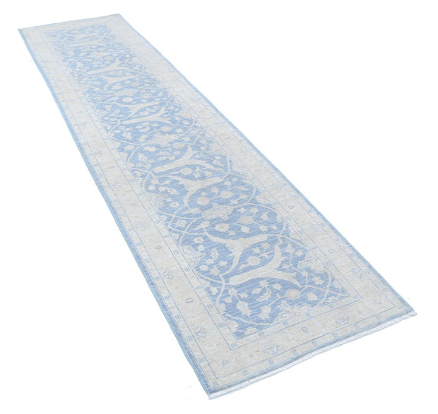 Serenity 2’ 5″ x 9’ 6″ - No. AV85895 - ALRUG Rug Store