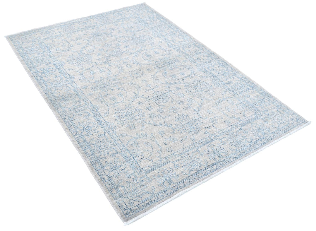 Serenity 4’ 1″ x 5’ 10” - No. AV54177 - ALRUG Rug Store