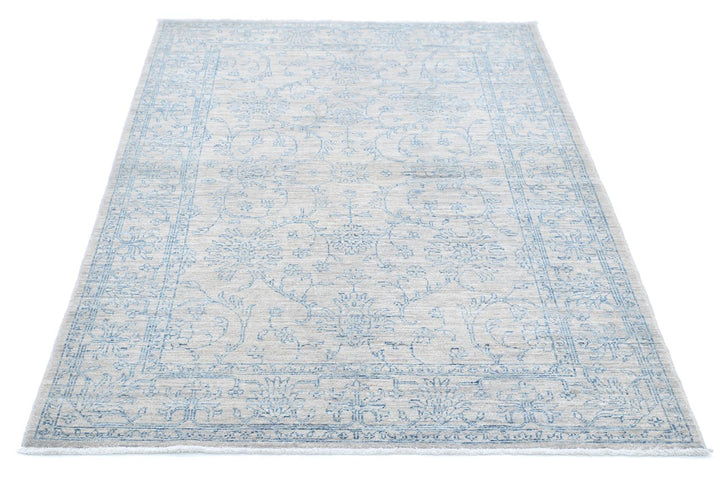 Serenity 4’ 1″ x 5’ 10” - No. AV54177 - ALRUG Rug Store