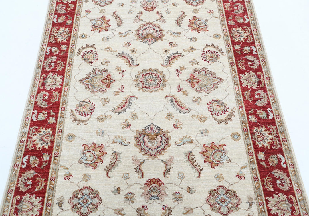 Ziegler 3’ 10” x 5’ 8″ - No. AV16442 - ALRUG Rug Store