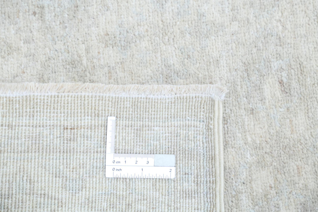 Serenity 2’ 8″ x 8’ 1″ - No. AV90948 - ALRUG Rug Store