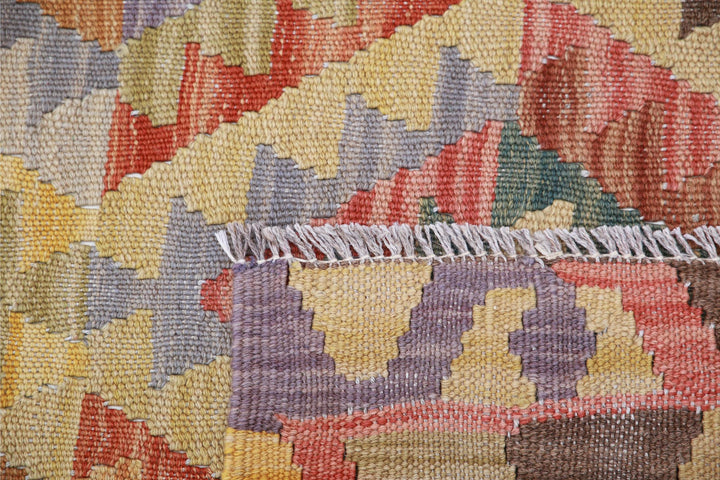 Kilim 3’ 2″ x 4’ 7″ - No. AV46035 - ALRUG Rug Store