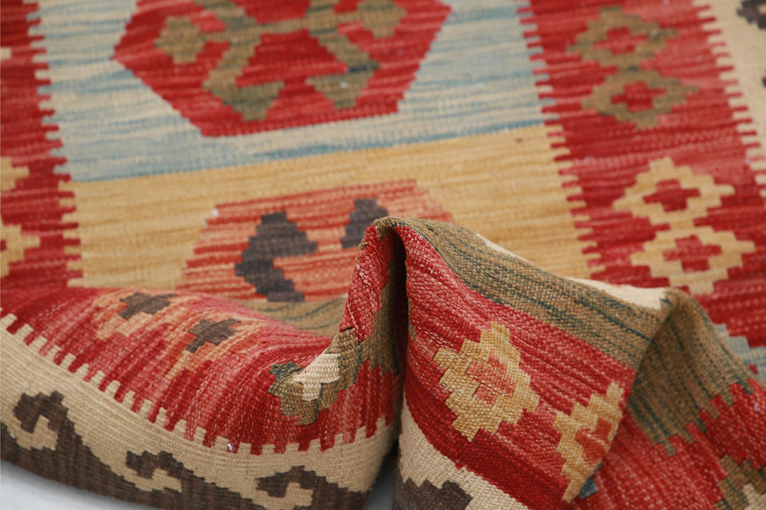 Kilim 2’ 8″ x 4’ 0″ - No. AV84073 - ALRUG Rug Store