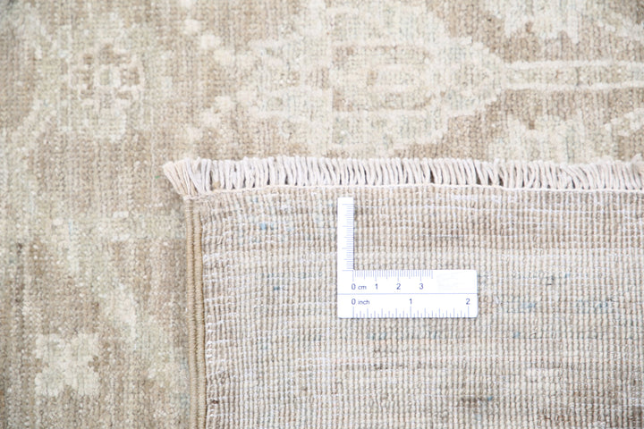 Serenity 8’ 9″ x 15’ 7″ - No. AV56704 - ALRUG Rug Store